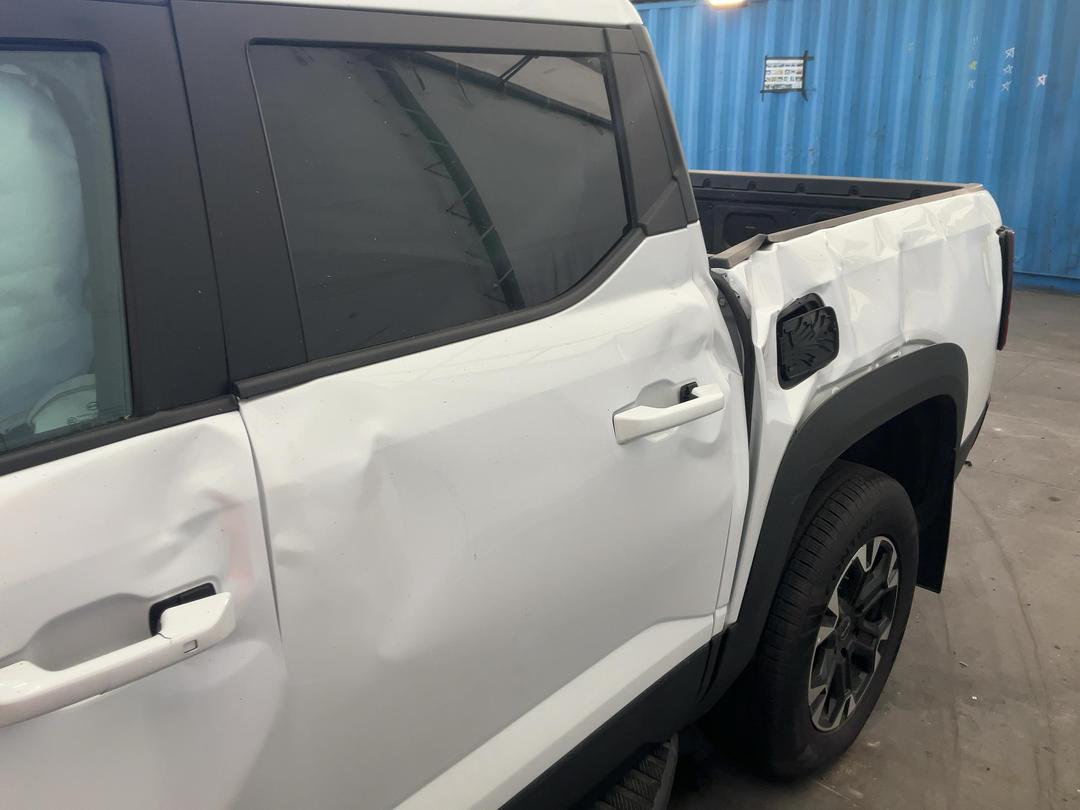 Photo '8' of BYD Shark 6 Premium 1.5T Phev AW Photo '8' of BYD Shark 6 Premium 1.5T Phev AW