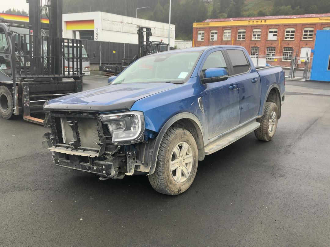 Photo '3' of Ford Ranger XLT Double CAB W/SA Photo '3' of Ford Ranger XLT Double CAB W/SA