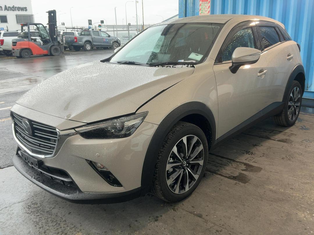 Photo '3' of Mazda CX-3 GSX Photo '3' of Mazda CX-3 GSX