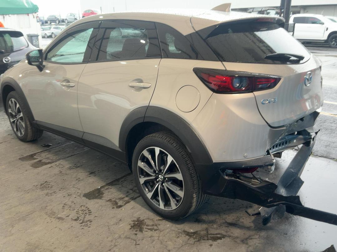 Photo '4' of Mazda CX-3 GSX Photo '4' of Mazda CX-3 GSX
