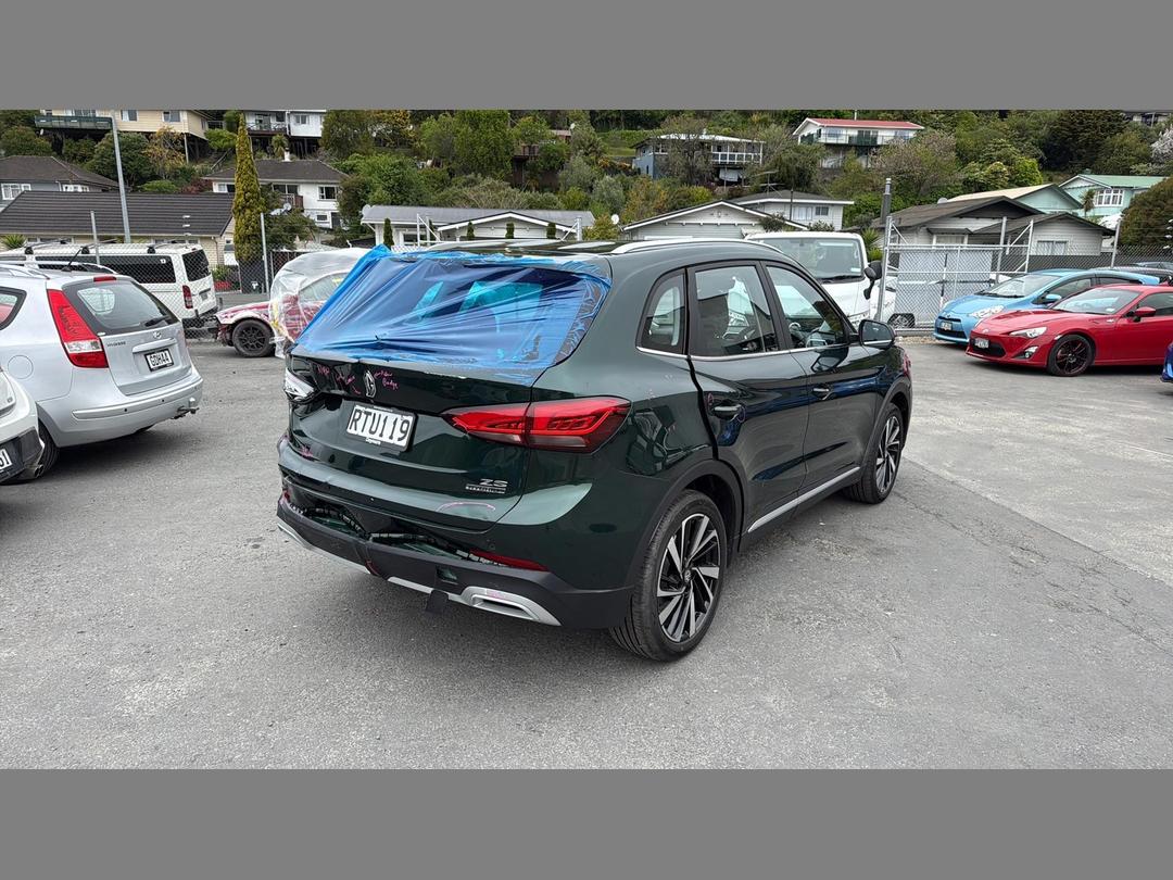 Photo '6' of MG ZS Essence