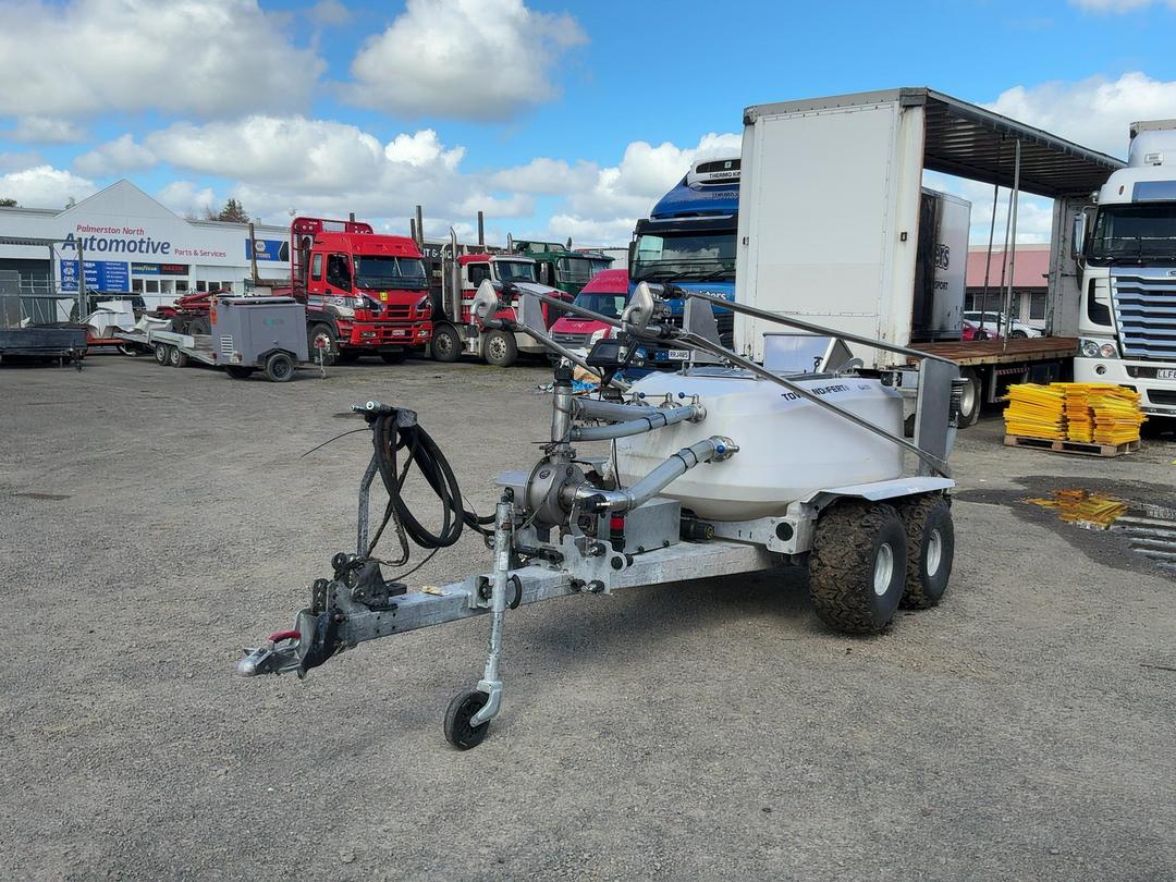 Photo '9' of Tow and Fert 1000 Multi Other Machine