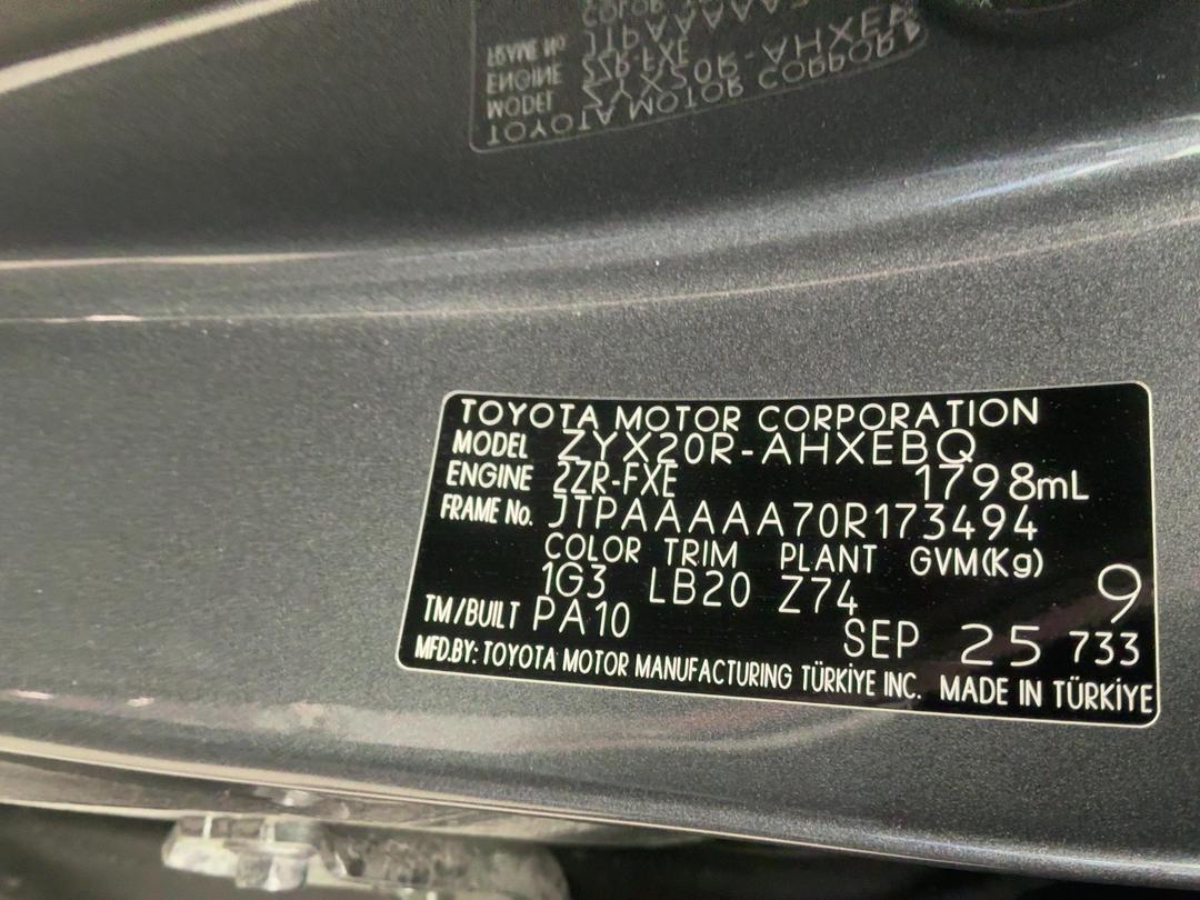 Photo '11' of Toyota C-HR Limited Photo '11' of Toyota C-HR Limited