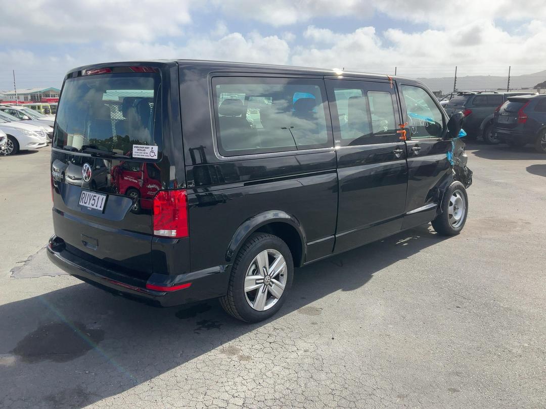 Photo '7' of Volkswagen T6 Caravelle LWB CL Photo '7' of Volkswagen T6 Caravelle LWB CL