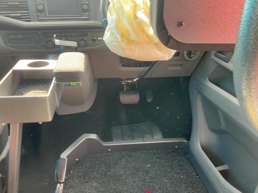 Photo '19' of Volkswagen T6 Caravelle LWB CL Photo '19' of Volkswagen T6 Caravelle LWB CL
