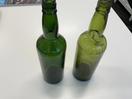 Thumbnail '1' of Black & White Scotch Whisky glass bottles