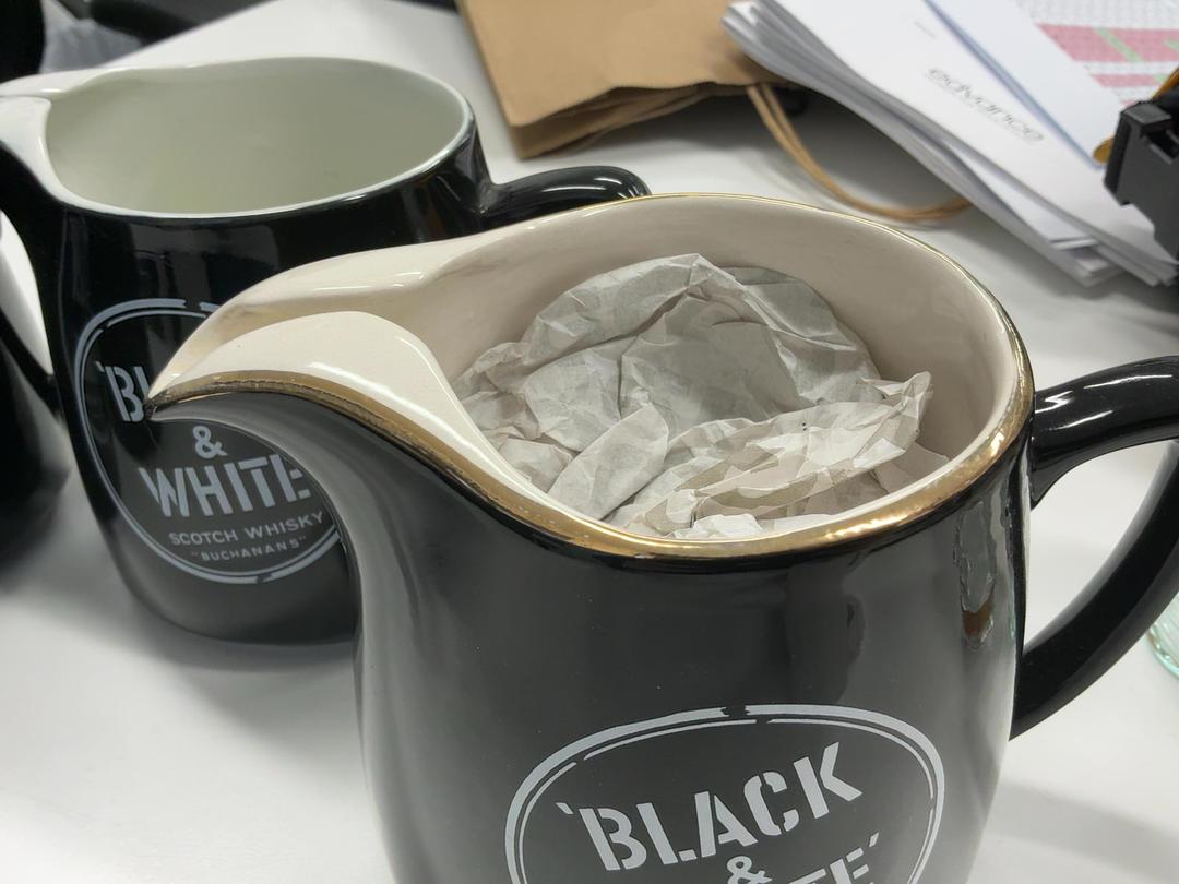 Photo '3' of Black & White Scotch Whisky ceramic jugs Photo '3' of Black & White Scotch Whisky ceramic jugs