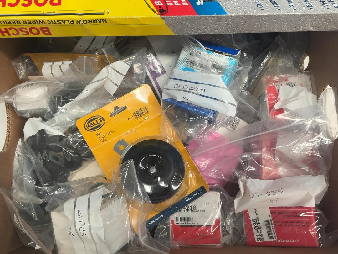 Photo '3' of Misc Automotive Electrical Parts *New* Photo '3' of Misc Automotive Electrical Parts *New*