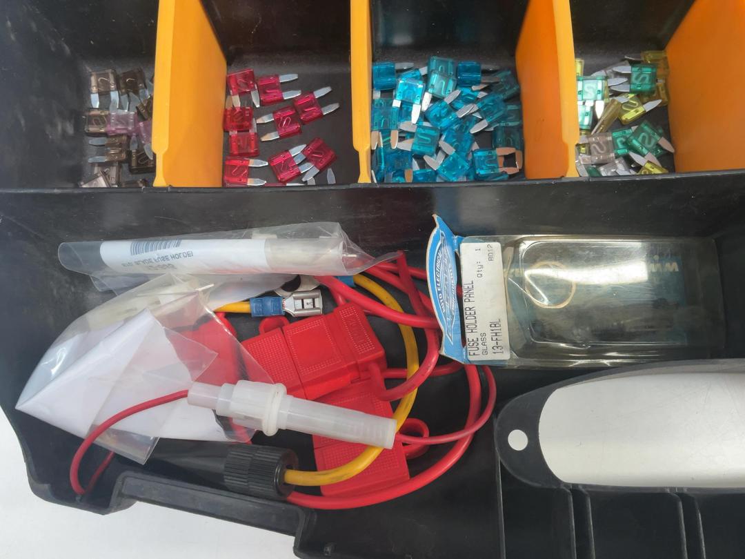 Photo '6' of Fuse Assortment - Automotive Electrical Parts Clearance Photo '6' of Fuse Assortment - Automotive Electrical Parts Clearance