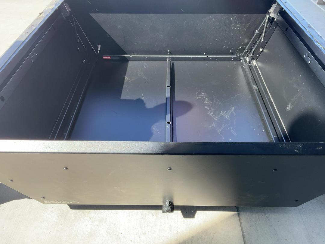Photo '8' of Camco - Stealth Aluminium Double Cab Ute Canopy - 2022+ Ford Ranger Photo '8' of Camco - Stealth Aluminium Double Cab Ute Canopy - 2022+ Ford Ranger