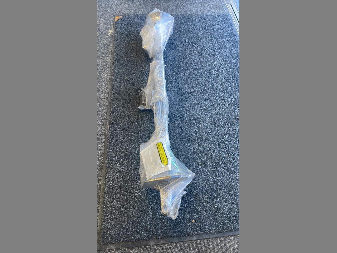 Photo '2' of Nissan Fuga Tow Bar
