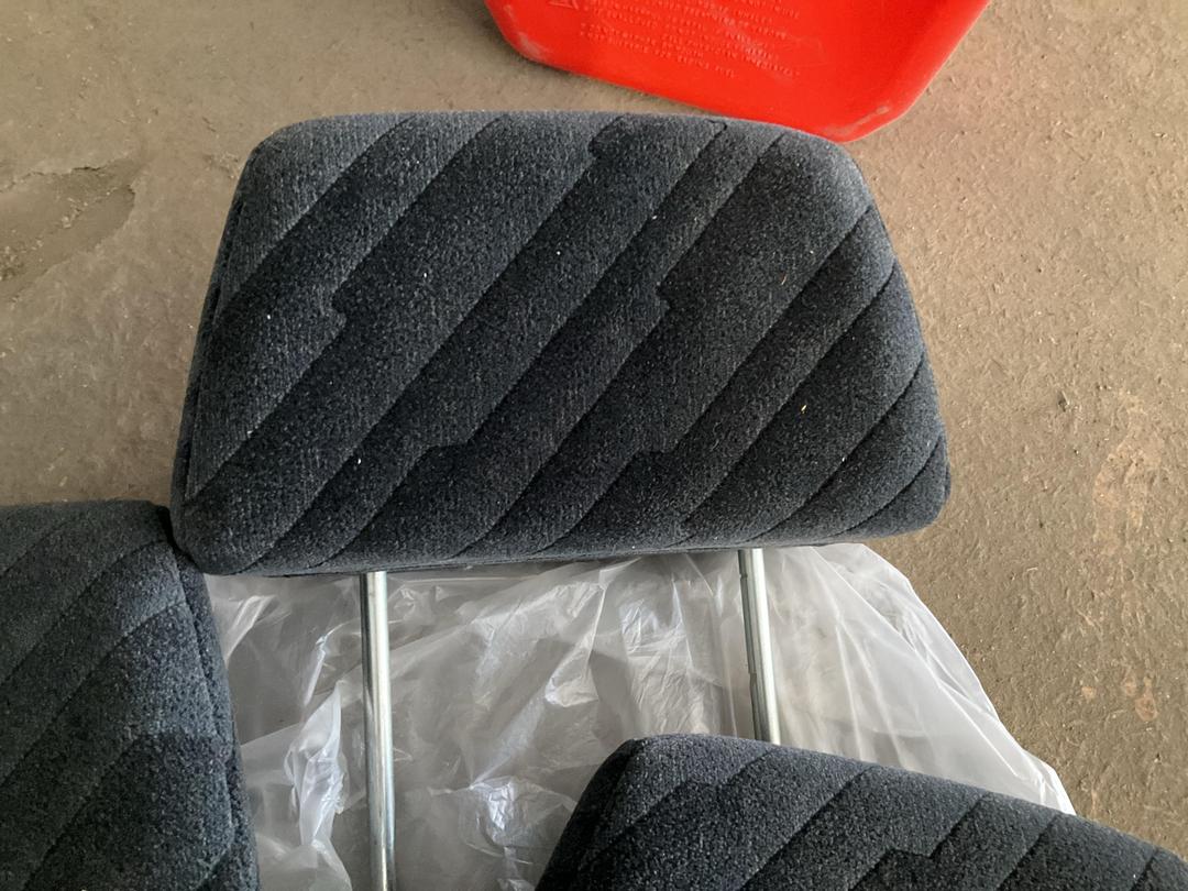 Photo '3' of Honda CRV head rest x3