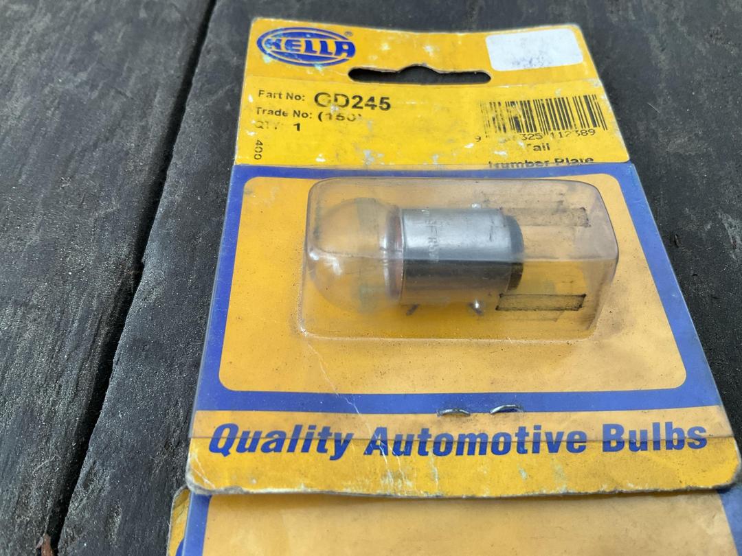 Photo '3' of Hella Number Plate Bulb Photo '3' of Hella Number Plate Bulb