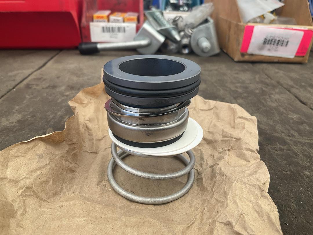 Photo '2' of Mechanical Shaft Seal x2 Photo '2' of Mechanical Shaft Seal x2