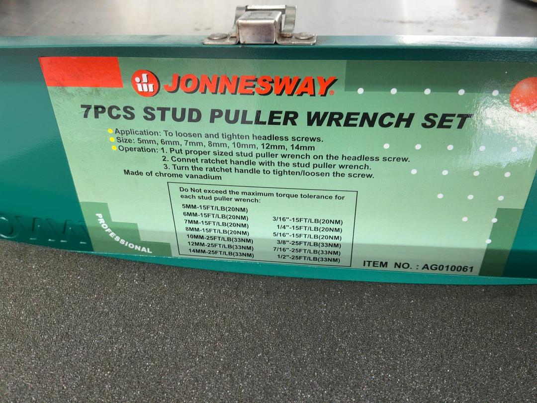 Photo '2' of Jonnesway Stud Puller Wrench Set