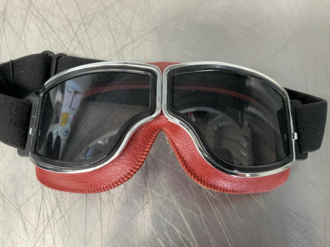 Photo '2' of Motorcycle goggles Photo '2' of Motorcycle goggles