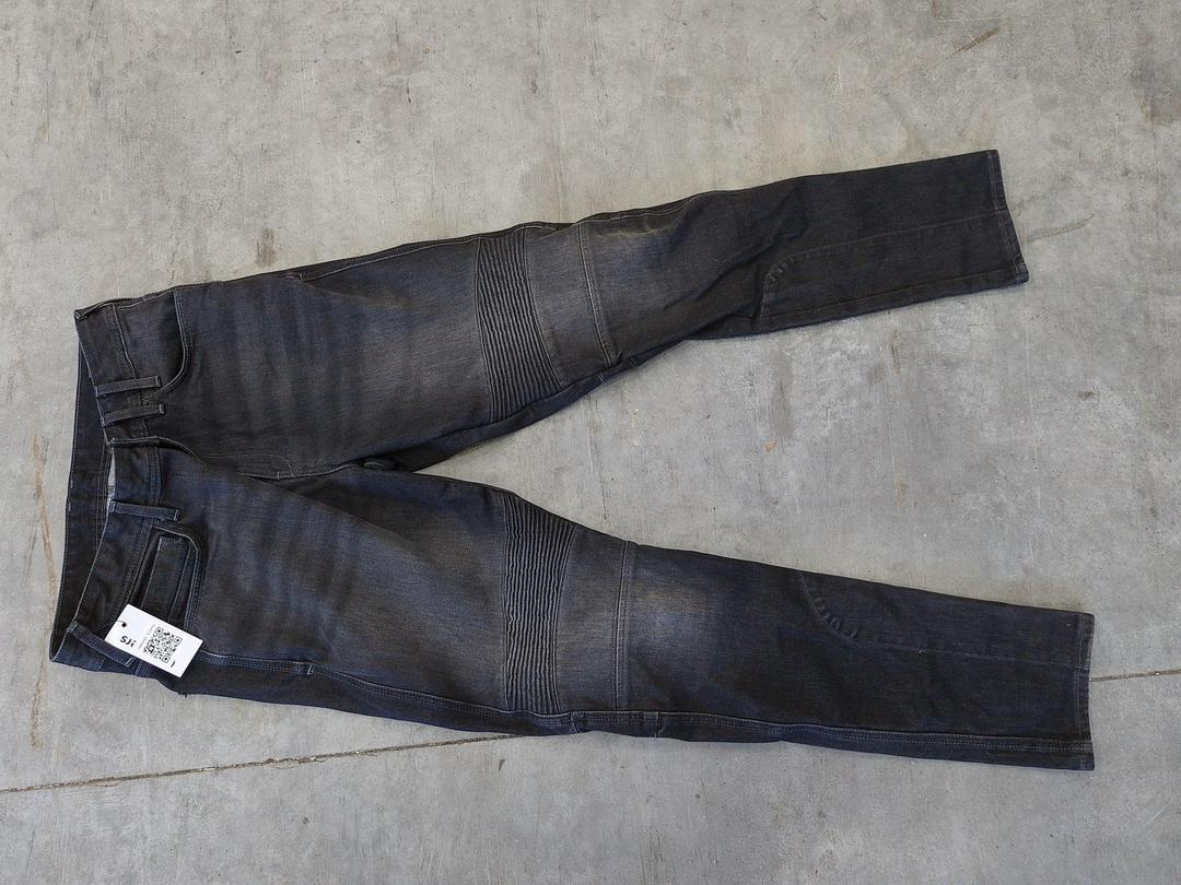 Photo '2' of Motorcycle Jeans Rev'it! Photo '2' of Motorcycle Jeans Rev'it!