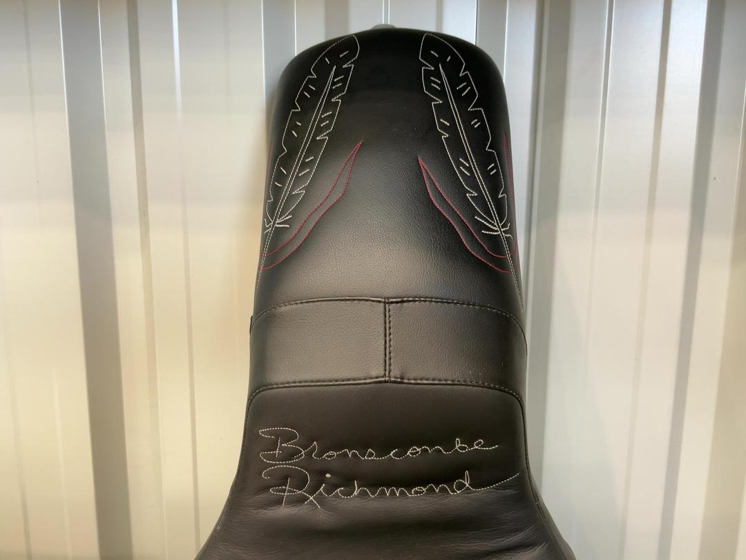 Photo '3' of Indian motorcycle seat