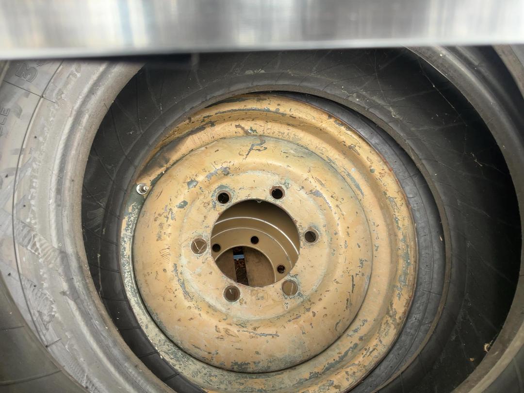 Photo '5' of Radial Tyres 335/80R20 Qty-4 Photo '5' of Radial Tyres 335/80R20 Qty-4