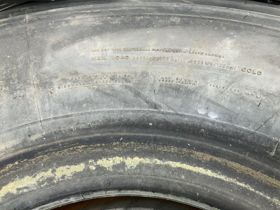 Photo '4' of Radial Tyres 395/85R20 Qty-3 Photo '4' of Radial Tyres 395/85R20 Qty-3
