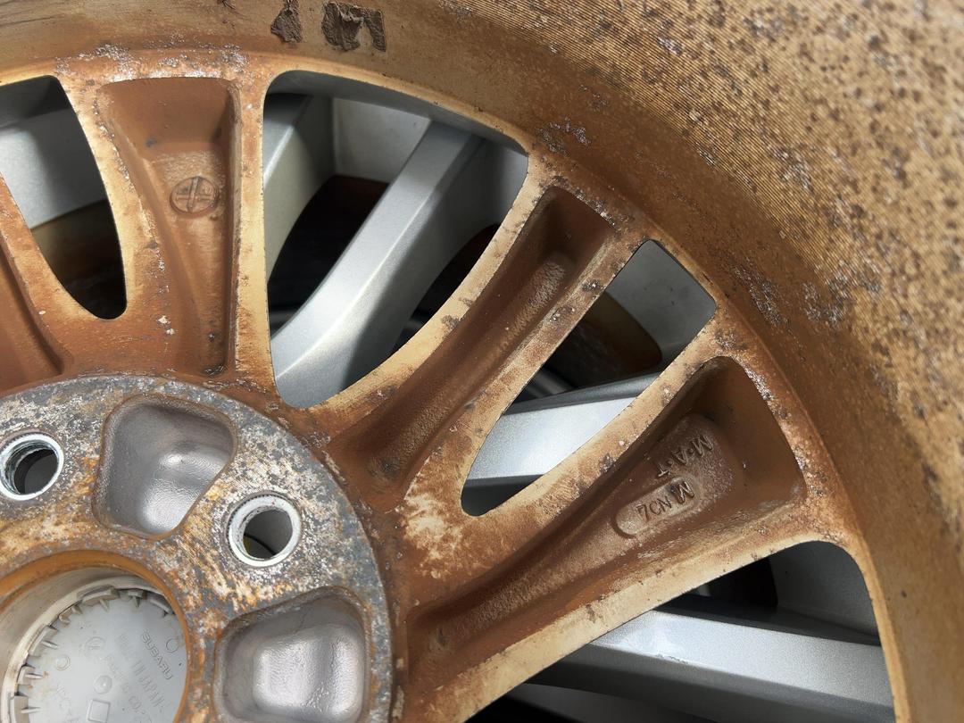 Photo '6' of Subaru Wheel set Photo '6' of Subaru Wheel set