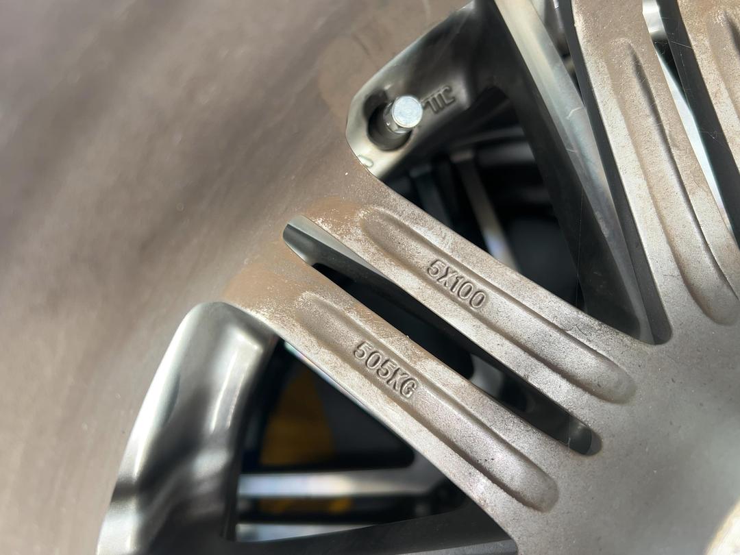 Photo '8' of Wheel set