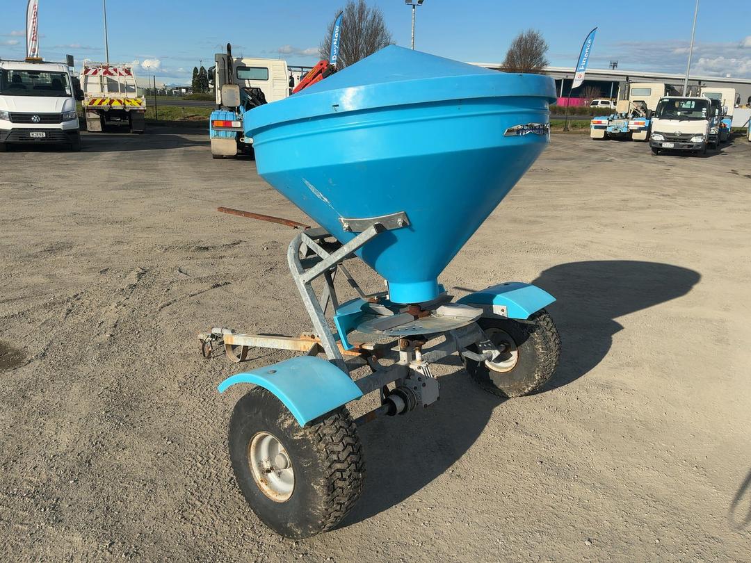 Photo '4' of Bertolini Spreader