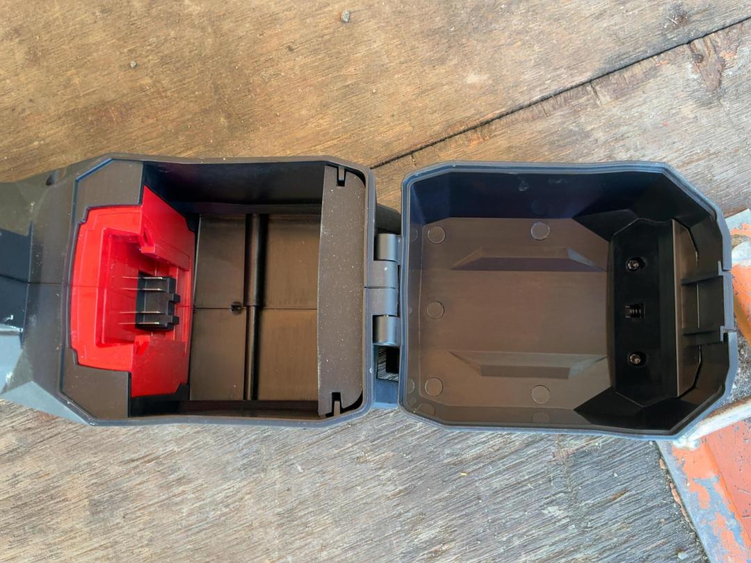 Photo '5' of Milwaukee M18 TP Transfer Pump Photo '5' of Milwaukee M18 TP Transfer Pump
