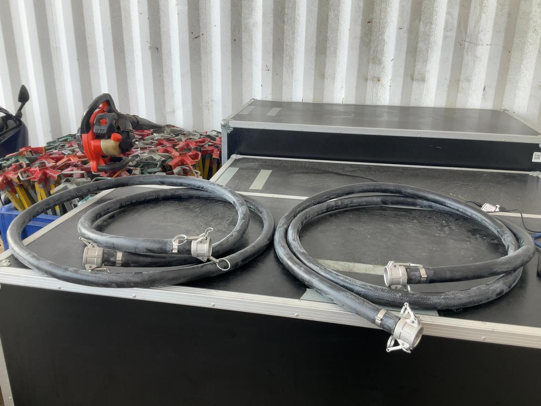Photo '2' of Industrial hose w/ two female camlocks x2 Photo '2' of Industrial hose w/ two female camlocks x2