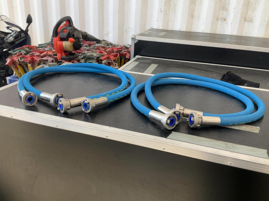 Photo '2' of Continental Contitech Aquapal Twist Lock Water Hoses x4