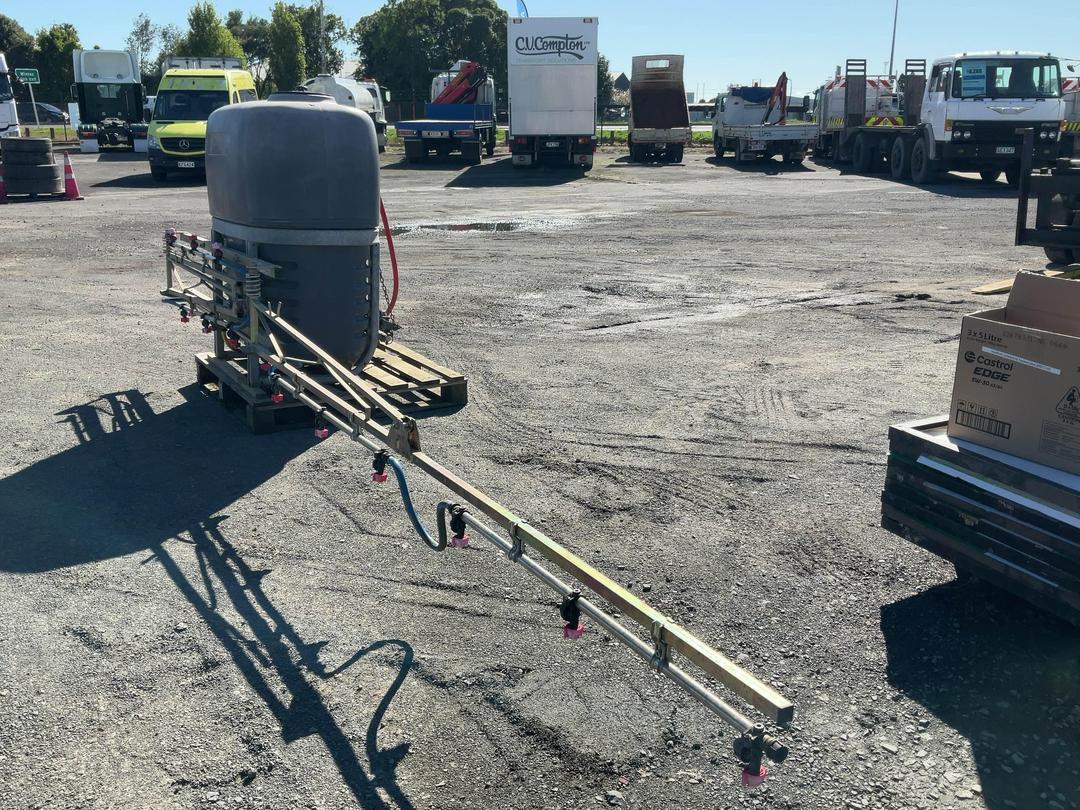 Photo '5' of Large Spray Rig