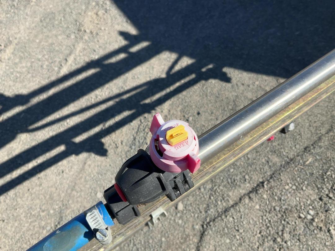 Photo '6' of Large Spray Rig