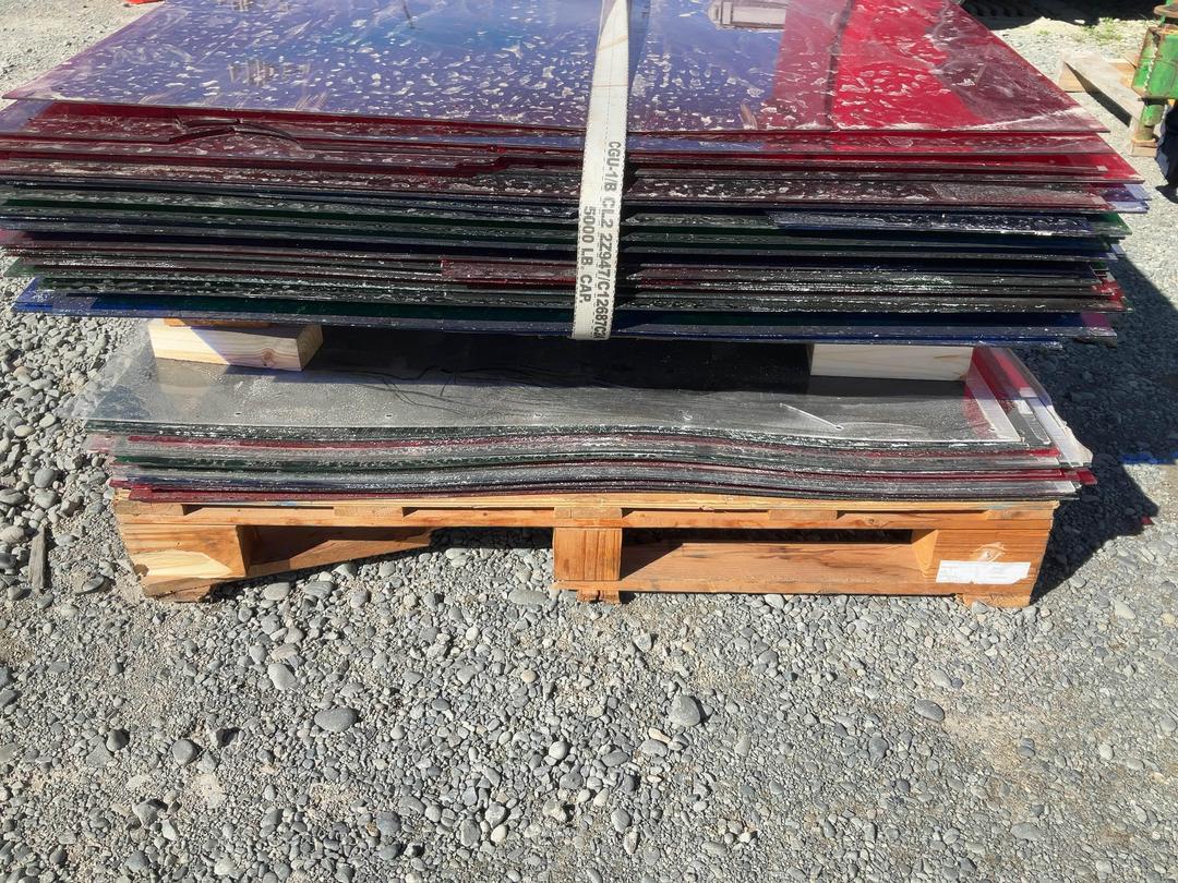 Photo '3' of plastic coloured acryrlic sheets Photo '3' of plastic coloured acryrlic sheets