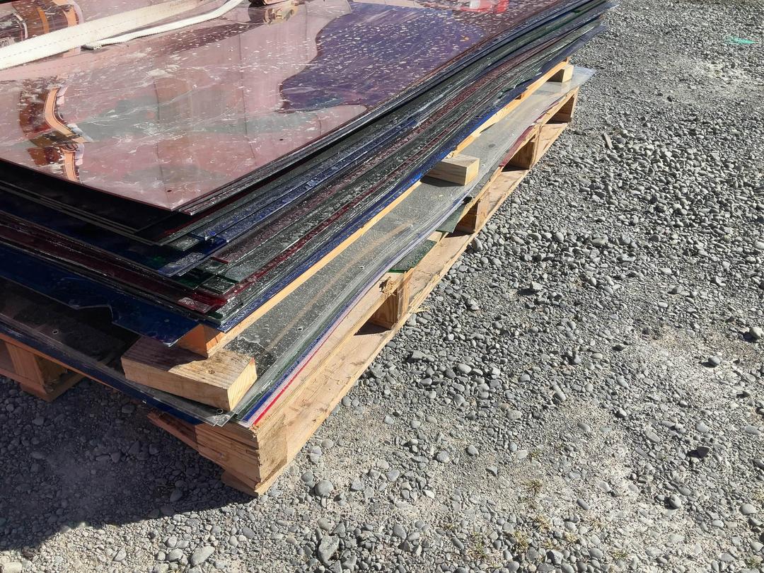 Photo '6' of plastic coloured acryrlic sheets Photo '6' of plastic coloured acryrlic sheets