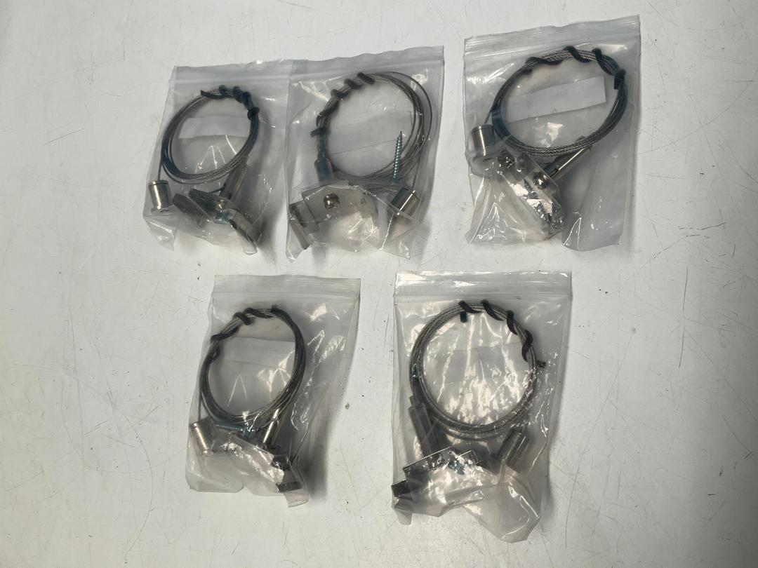 Photo '3' of 8x Suspension Kits Photo '3' of 8x Suspension Kits