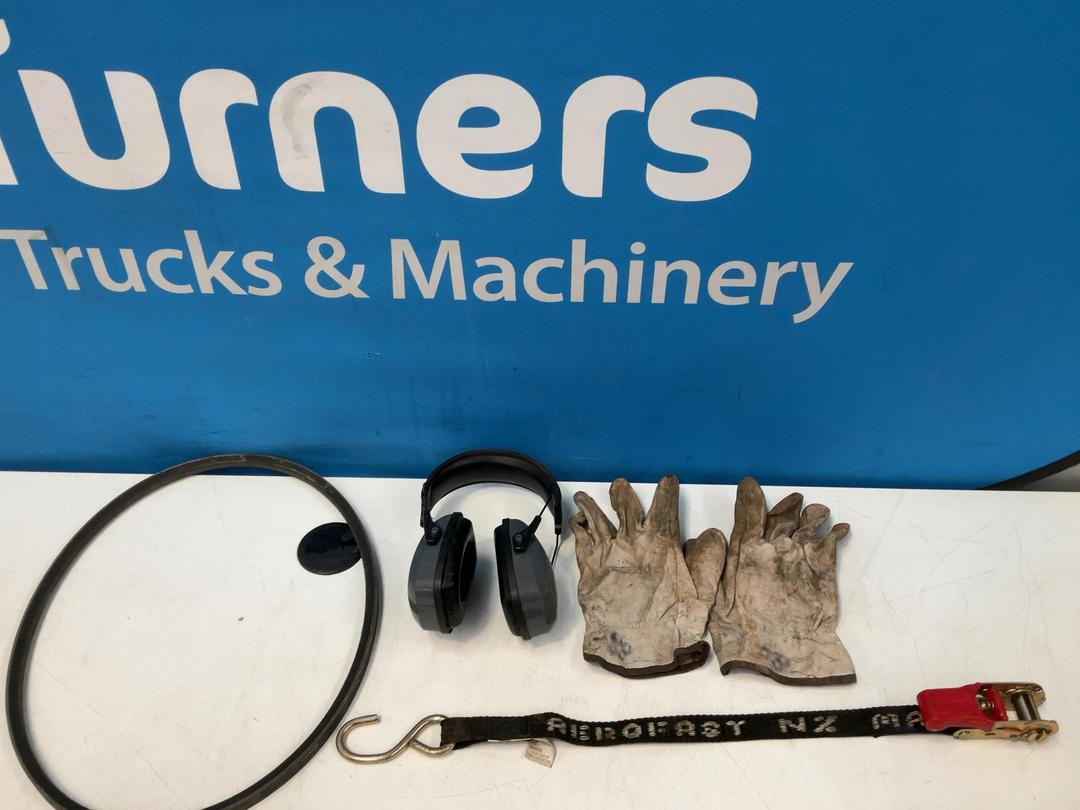 Photo '16' of Hard Hats, Strops Etc Photo '16' of Hard Hats, Strops Etc
