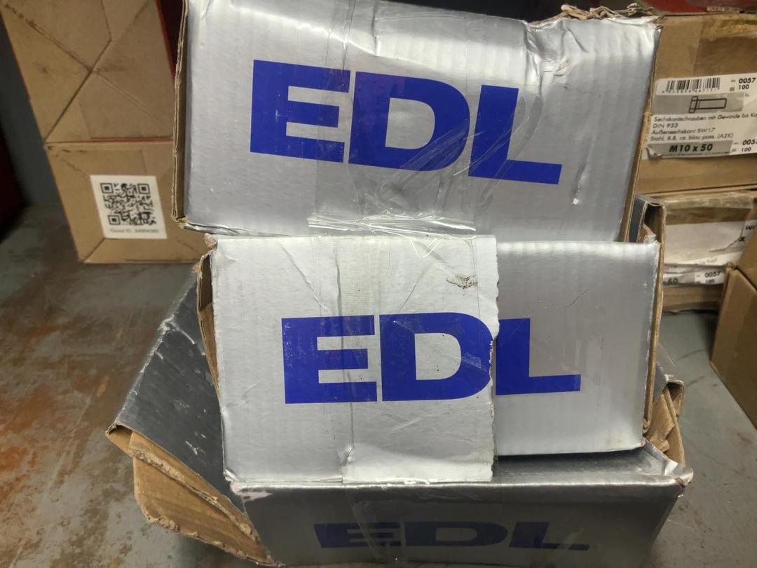 Photo '4' of EDL Hex Screws M8x25 Photo '4' of EDL Hex Screws M8x25