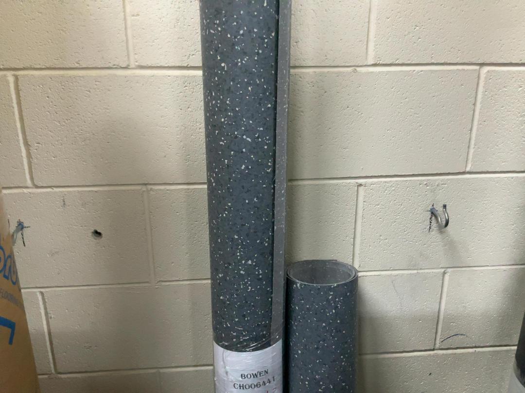 Photo '2' of 3 x off cuts of commercial vinyl