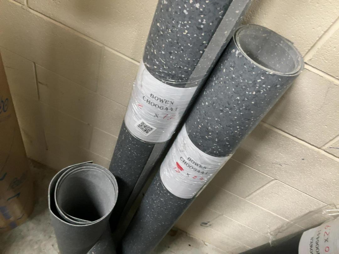 Photo '5' of 3 x off cuts of commercial vinyl