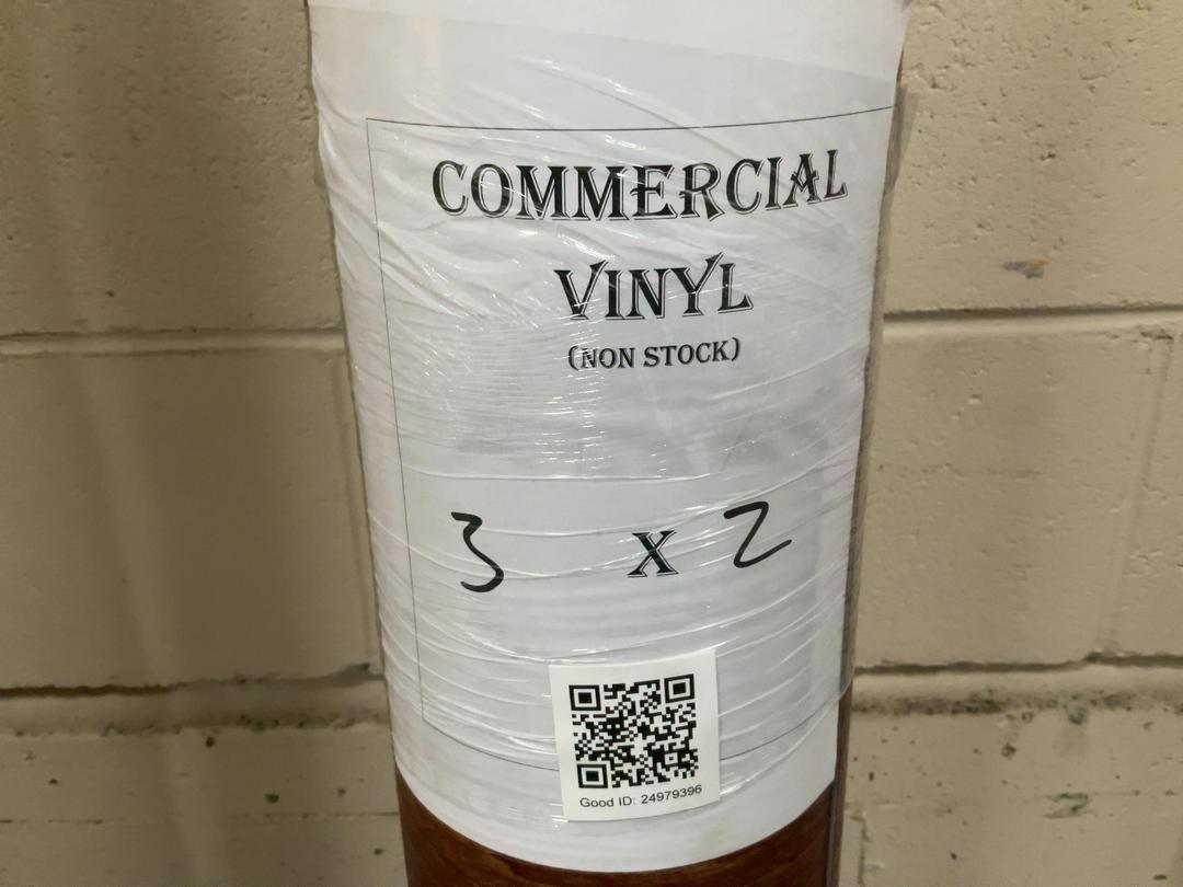 Photo '3' of Timber look commercial vinyl