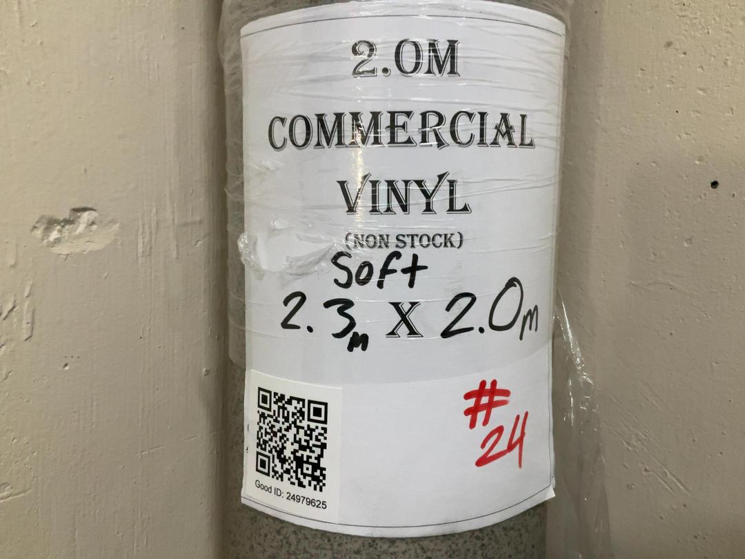 Photo '3' of Grey flecked commercial vinyl Photo '3' of Grey flecked commercial vinyl