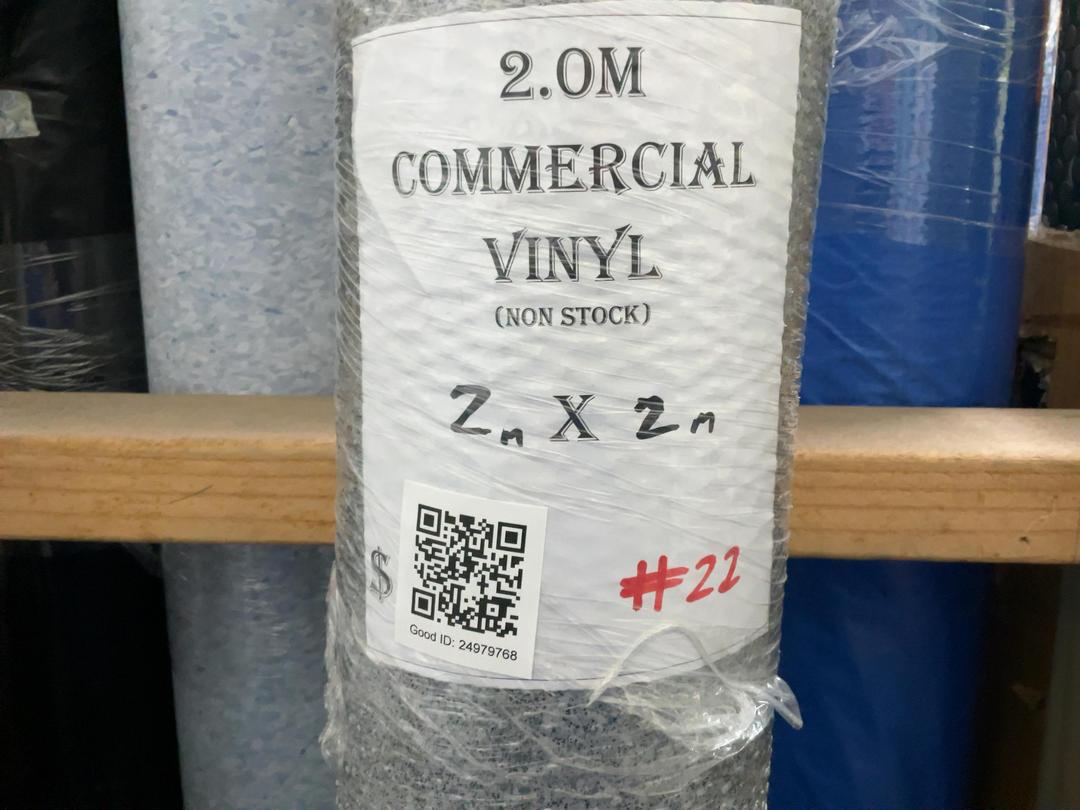 Photo '3' of Grey flecked safety commercial vinyl Photo '3' of Grey flecked safety commercial vinyl