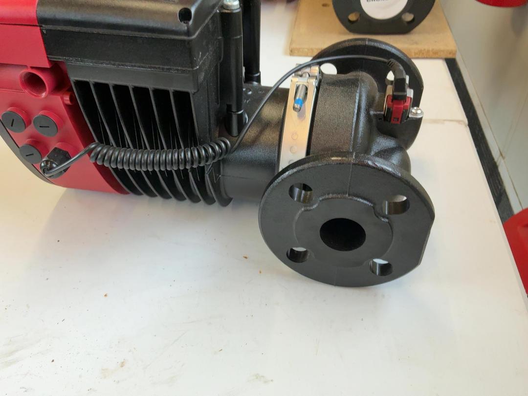 Photo '4' of Grundfos Magna3 Circulator Photo '4' of Grundfos Magna3 Circulator