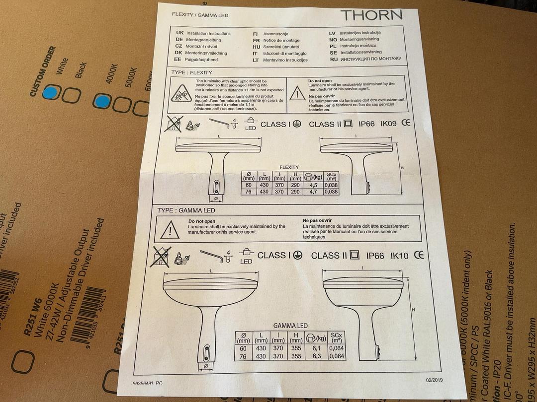 Photo '4' of Thorn Lighting Flex Post Antracite Outdoor LED Luminaire Photo '4' of Thorn Lighting Flex Post Antracite Outdoor LED Luminaire