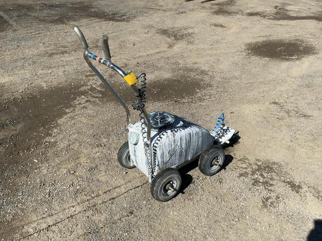 Photo '3' of Line Marking Sprayer Photo '3' of Line Marking Sprayer