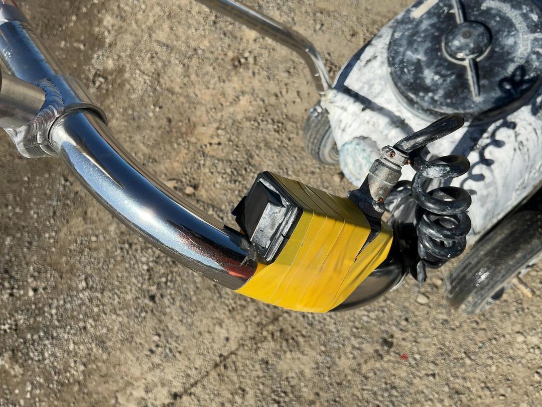 Photo '7' of Line Marking Sprayer Photo '7' of Line Marking Sprayer