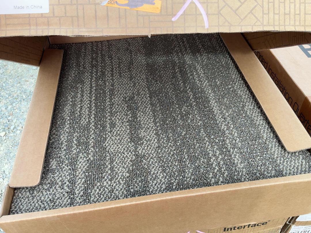 Photo '8' of Bulk lot of Carpet Squares & Tiles