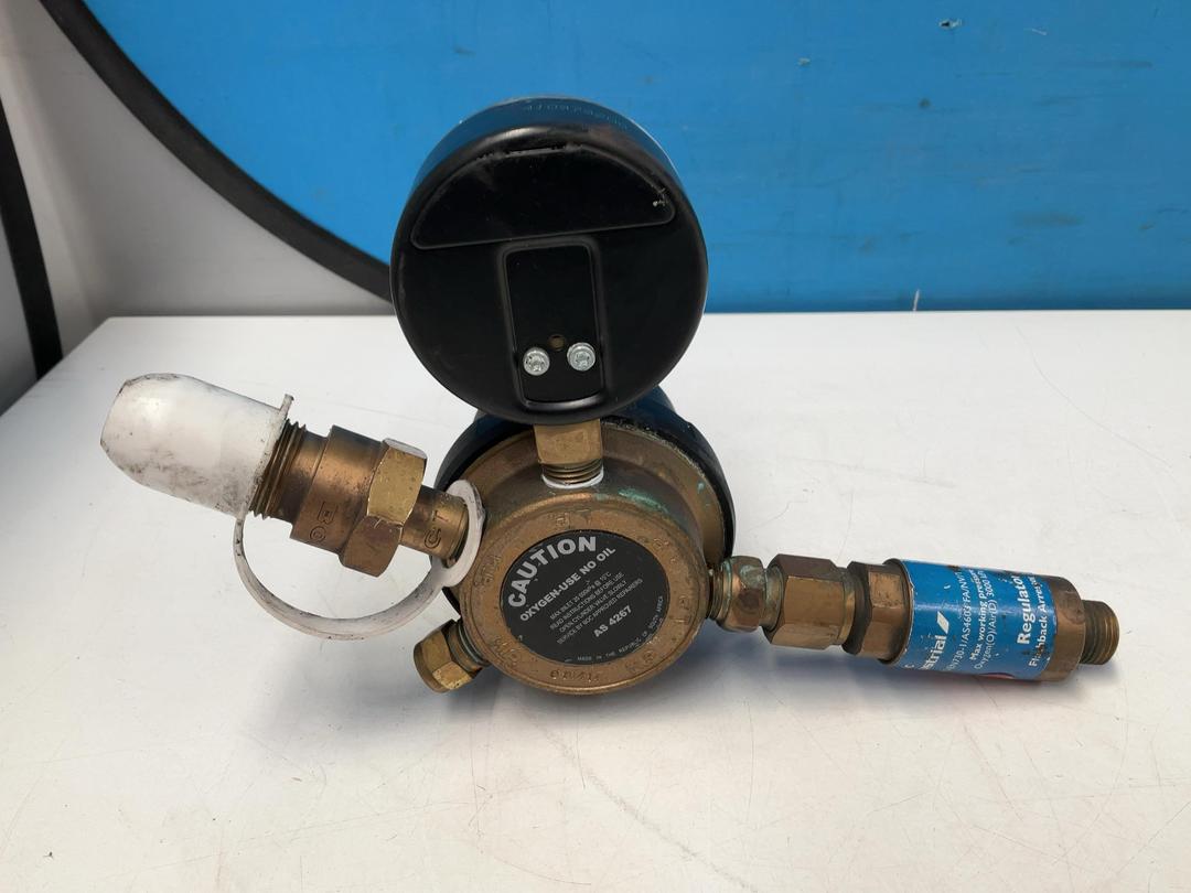 Photo '15' of 2x Gauges - 1x Oxygen BOC 8000 and 1x Acetylene BOC 8000 Photo '15' of 2x Gauges - 1x Oxygen BOC 8000 and 1x Acetylene BOC 8000