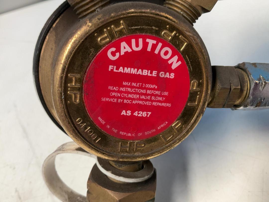 Photo '18' of 2x Gauges - 1x Oxygen BOC 8000 and 1x Acetylene BOC 8000 Photo '18' of 2x Gauges - 1x Oxygen BOC 8000 and 1x Acetylene BOC 8000