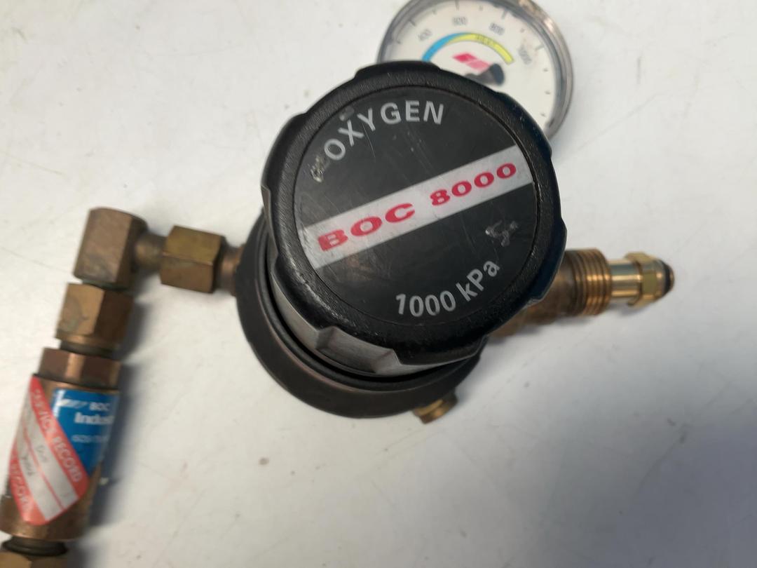 Photo '9' of 2x Gauges - 1x Oxygen 1x Acetylene and Hoses Photo '9' of 2x Gauges - 1x Oxygen 1x Acetylene and Hoses